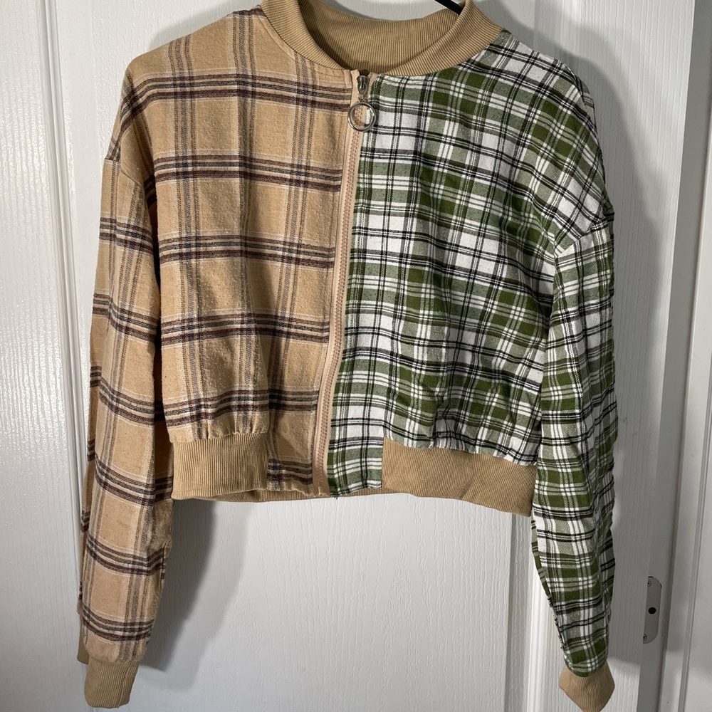 Colorblock Cropped Flannel Jacket